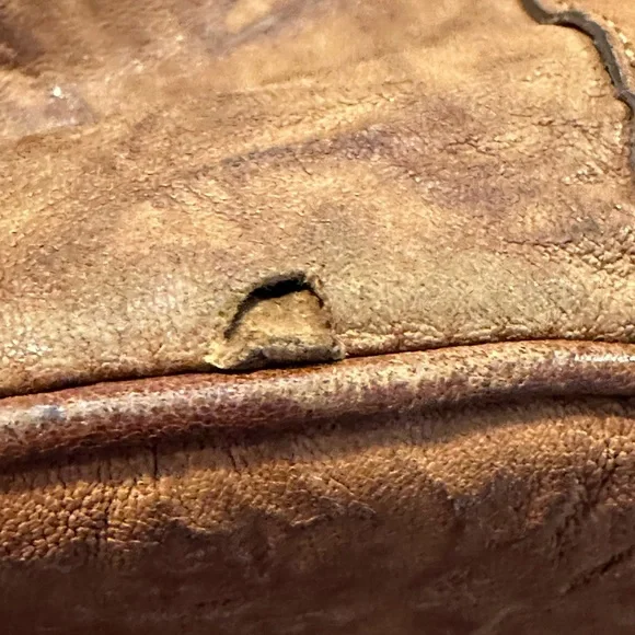 HOGAN Dist. COGNAC Imp. Crinkled LTR Handbag-Pre Owned Vintage**** - Picture 15 of 16